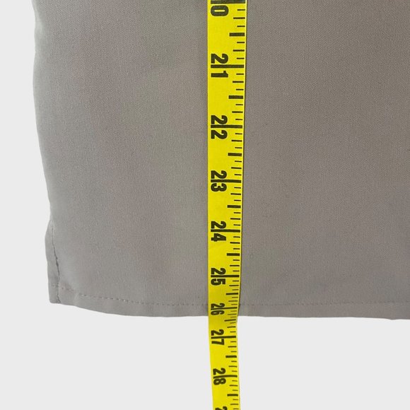 Figs Technical Collection Casma Three-Pocket Scrub Top Women's Small Tan V-Neck - Picture 10 of 10